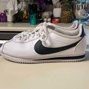 Nike Cortez Women 9.5